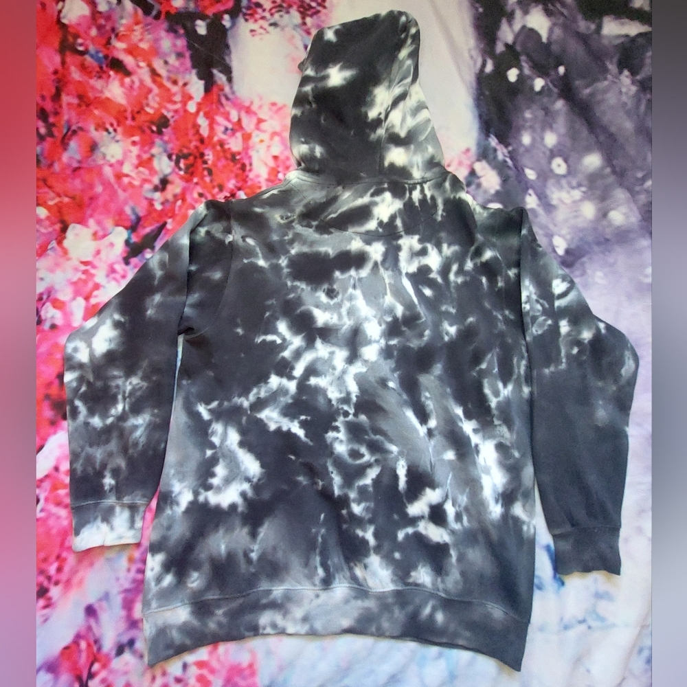 No Love Wasted Custom Rework Hoodie - Picture 4 of 7
